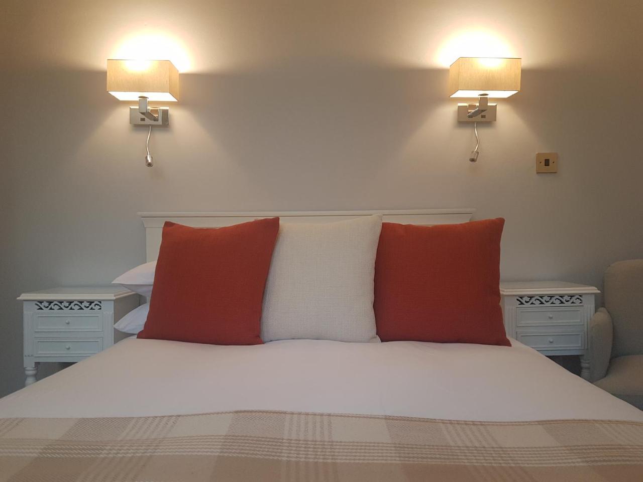 Kames Hotel Тинабруик Екстериор снимка