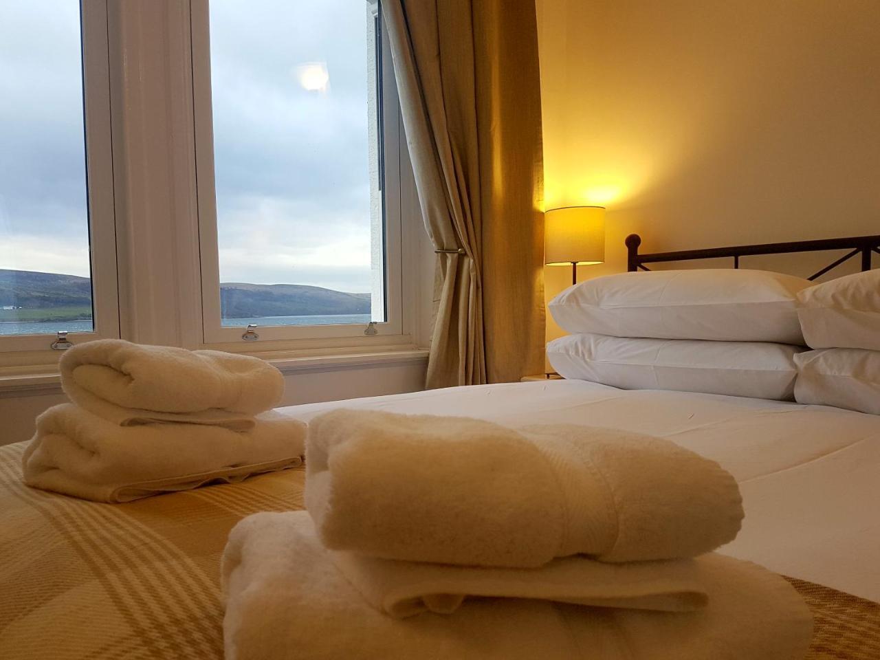 Kames Hotel Тинабруик Екстериор снимка